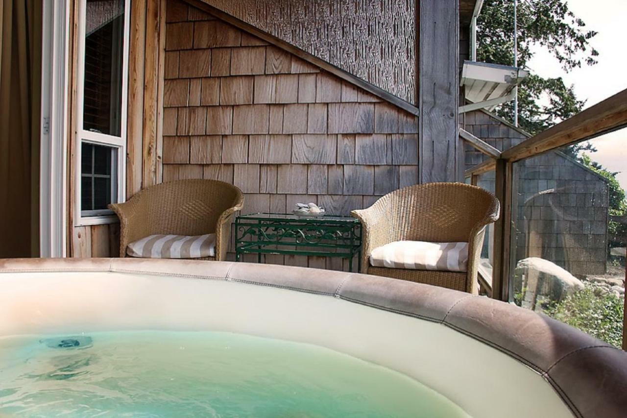 Camano Island Inn ภายนอก รูปภาพ