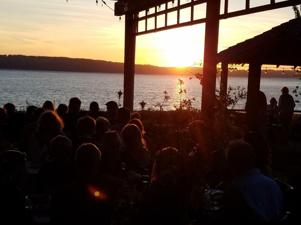Camano Island Inn ภายนอก รูปภาพ